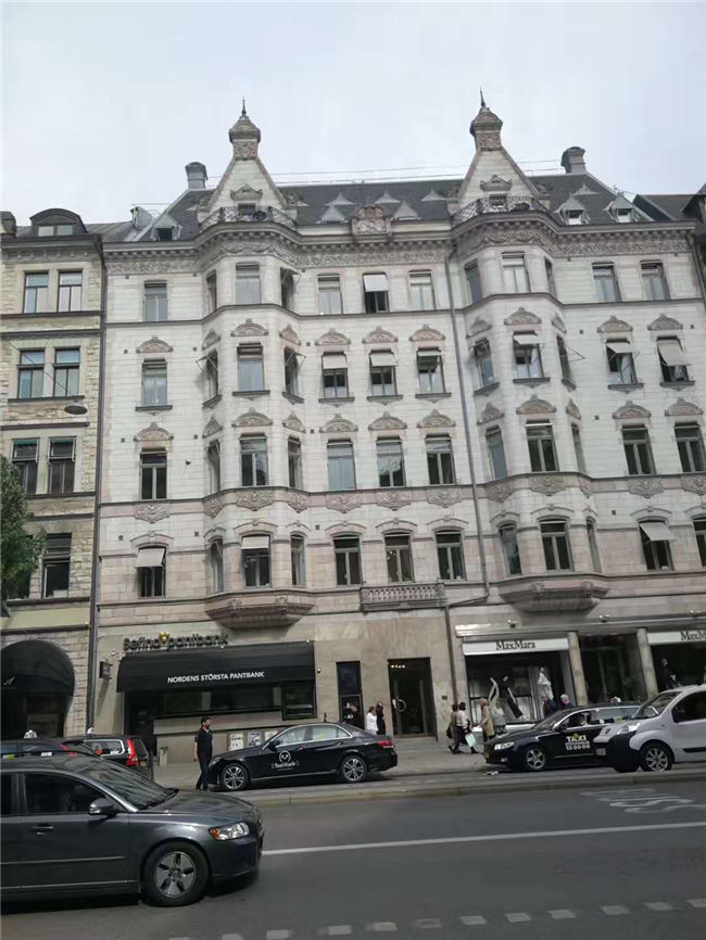 北歐+俄羅斯14日游集錦 沙尼亞首都塔林、諾貝爾文學研究院、天主教堂、王宮和皇家圖書館